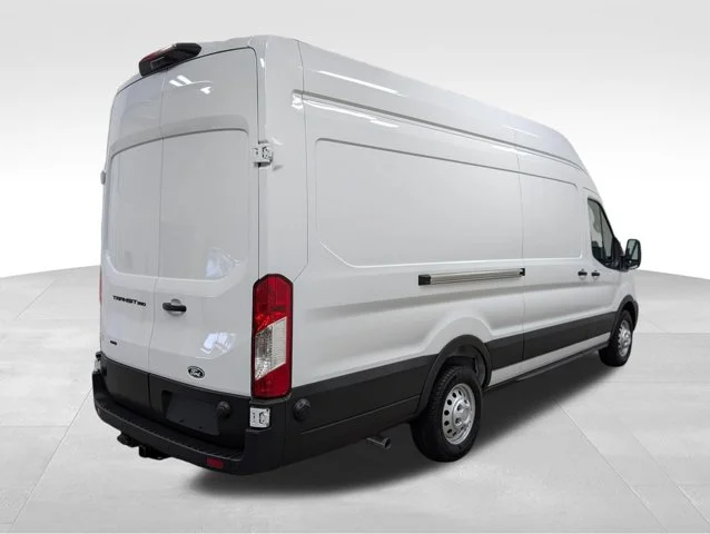 New 2026 Oxford White Ford Cargo Van image 40