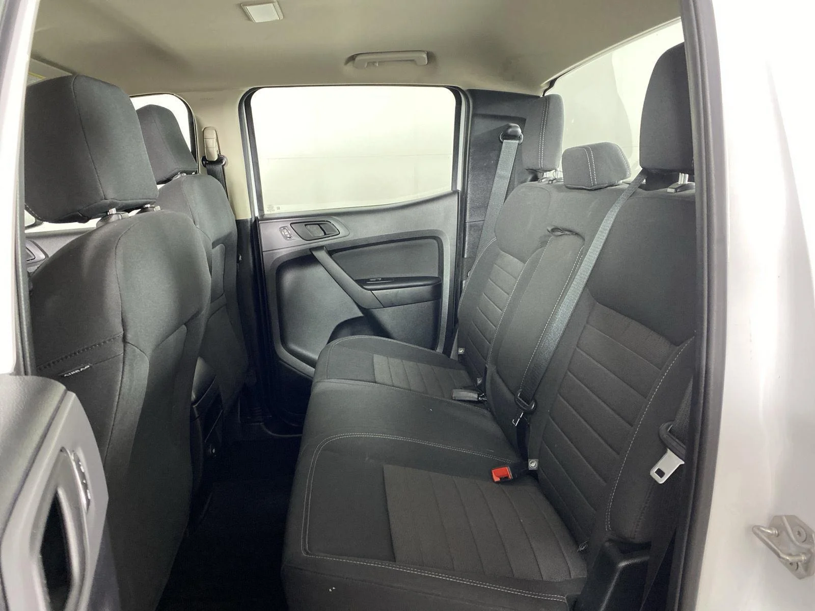 Used 2019 Oxford White Ford XL image 23
