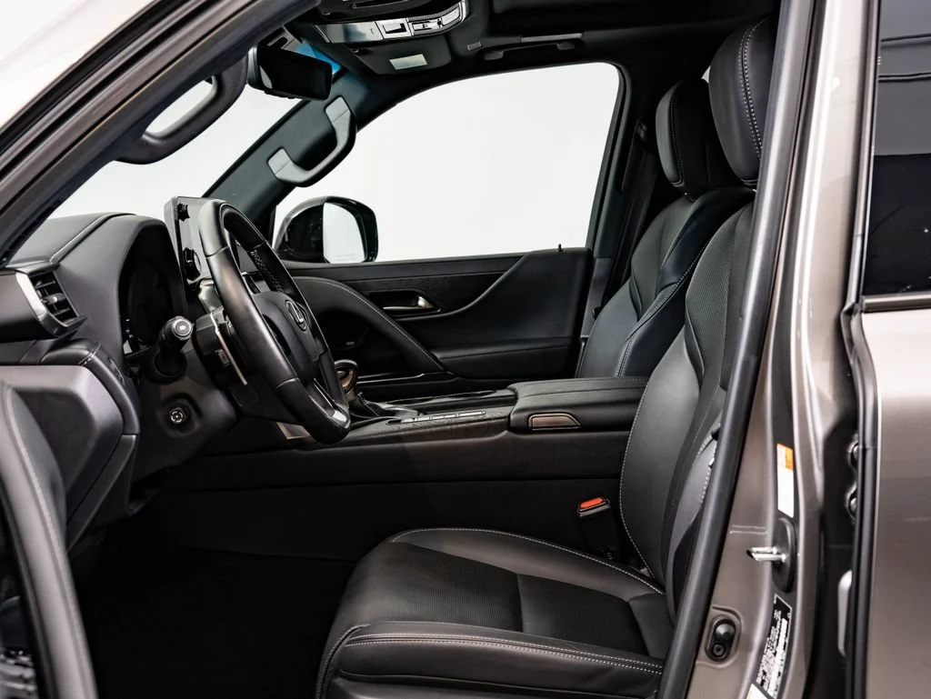 Used 2024 Manganese Luster Lexus 600 Luxury image 24