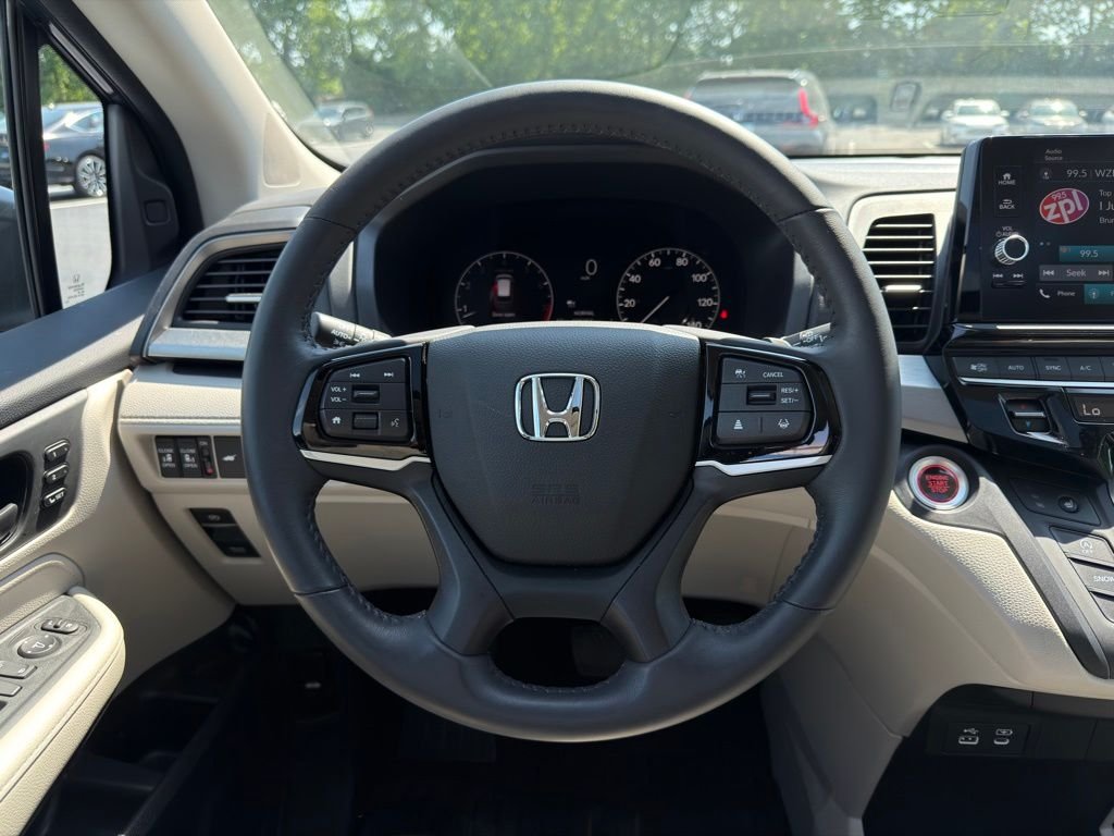 2025 Honda Odyssey EX-L - Photo 13