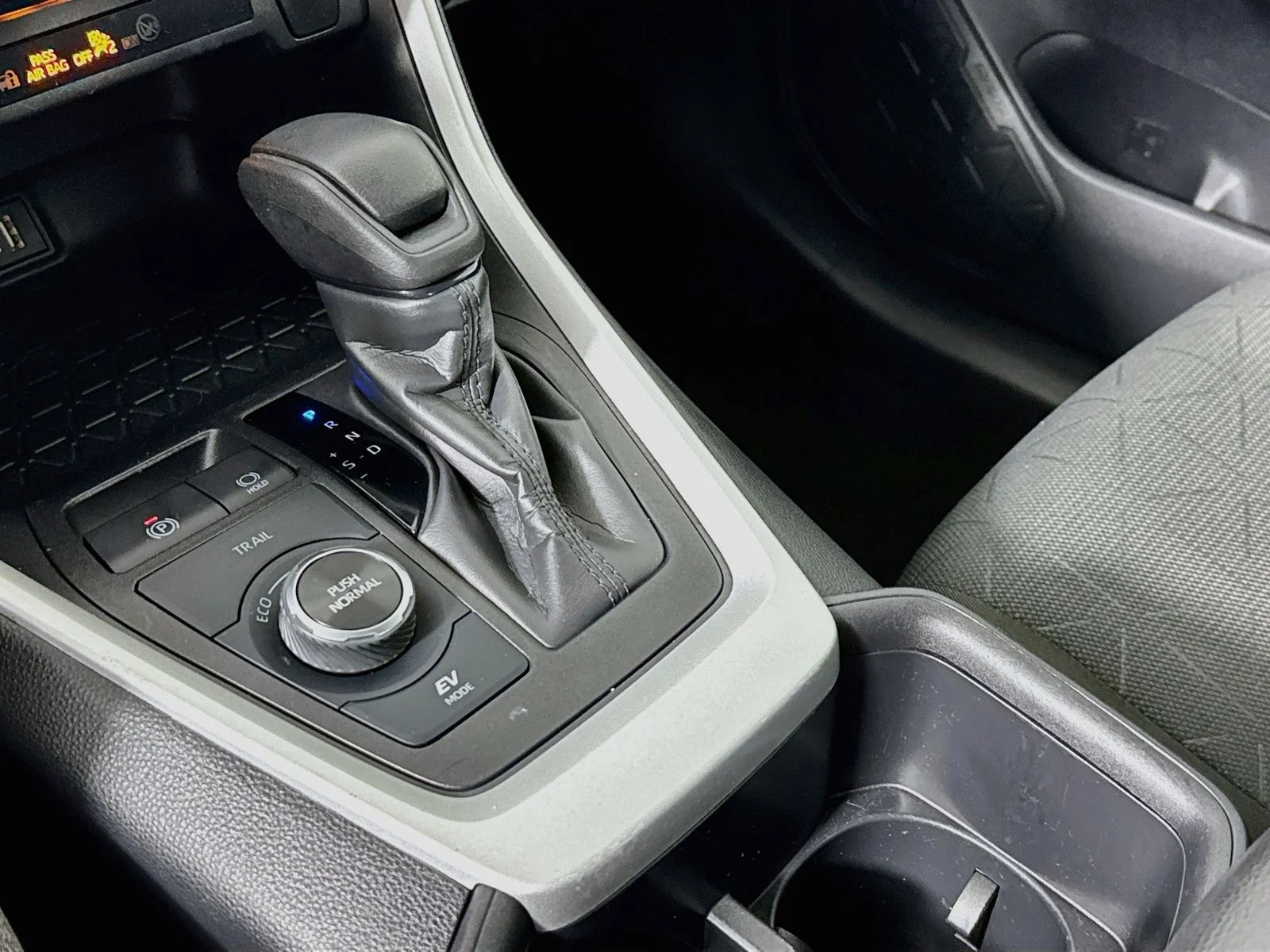 Certified Used 2025 White Toyota XLE image 15