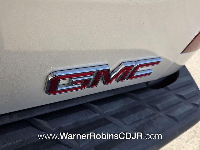 Used 2013 Silver GMC SLE image 13
