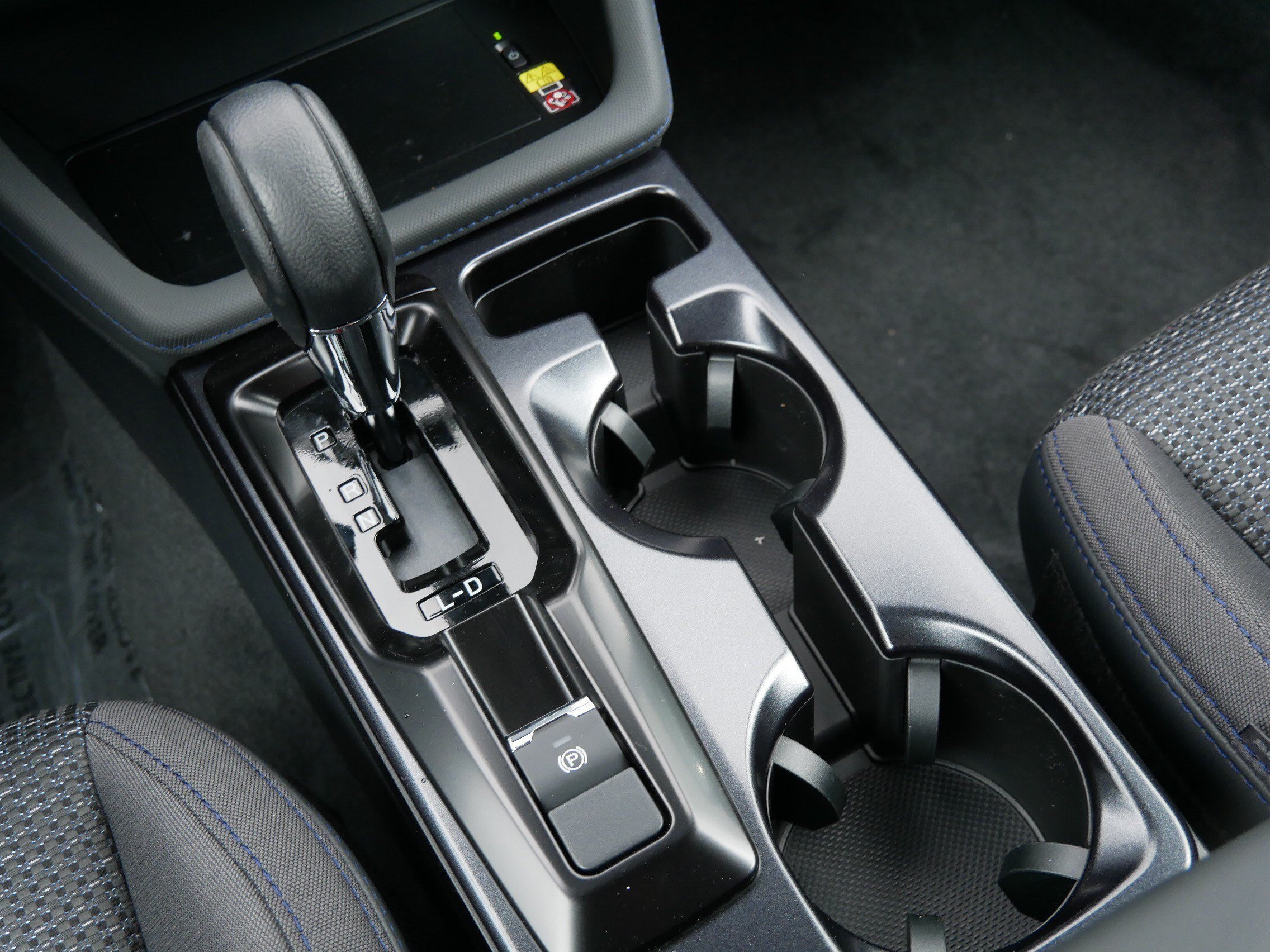New 2026 RIVER ROCK PEARL Subaru Premium image 10