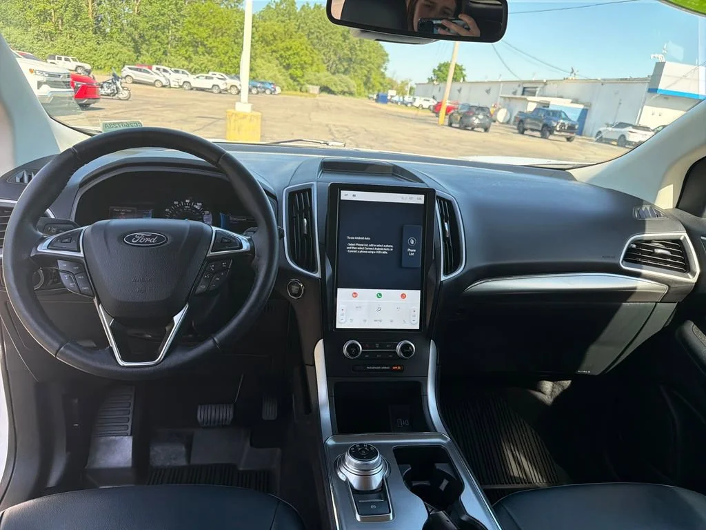2024 Ford Edge SEL - Photo 25