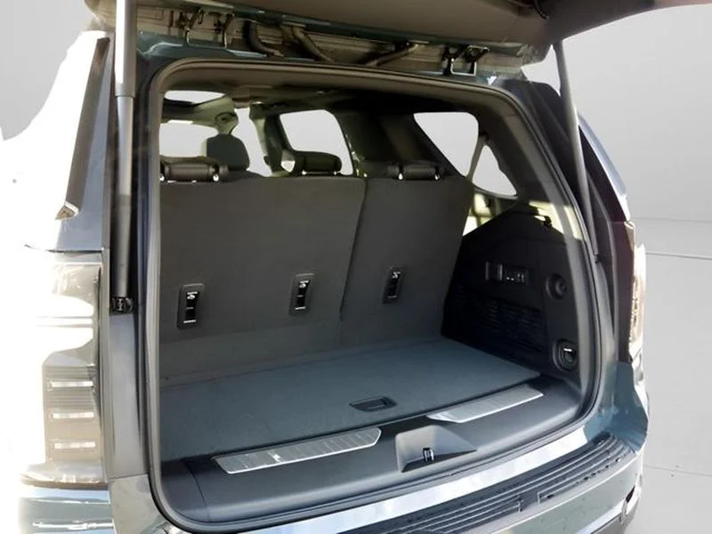 2025 Chevrolet Tahoe RST - Photo 9