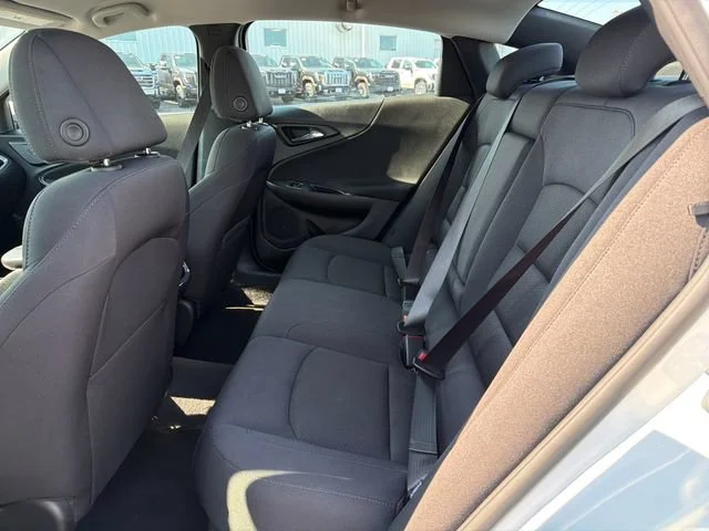 Used 2025 Summit White Chevrolet 1LT image 24