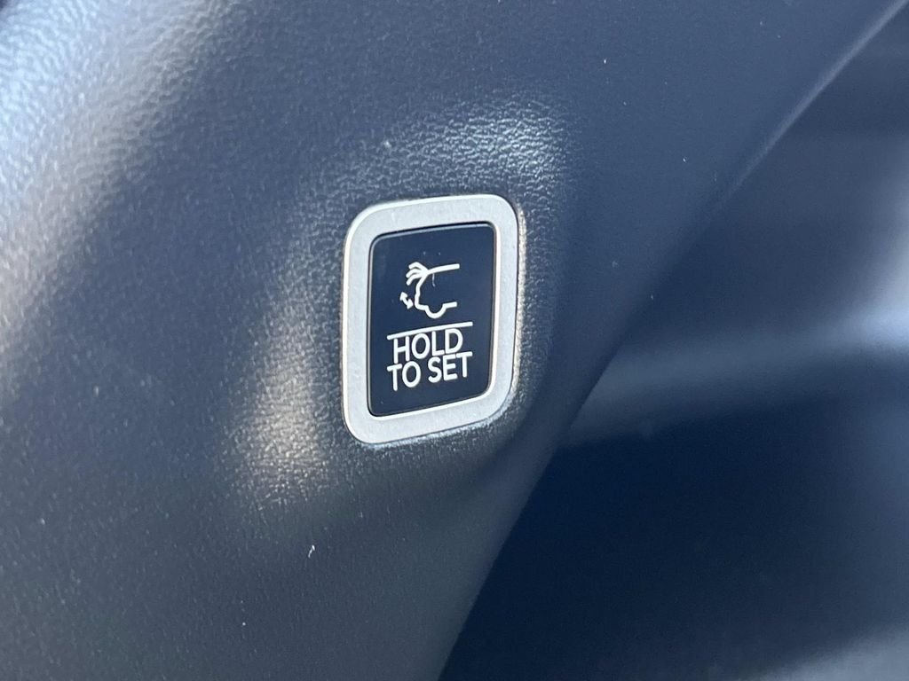 Used 2025 Gray Jeep Limited image 12