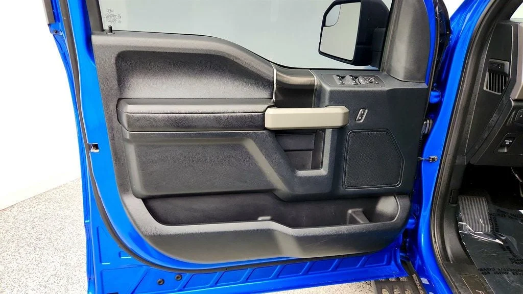 Used 2019 Velocity Blue Metallic Ford Raptor 4WD SuperCrew 5.5