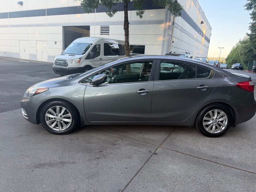 Used 2015 Graphite Steel Kia EX image 5