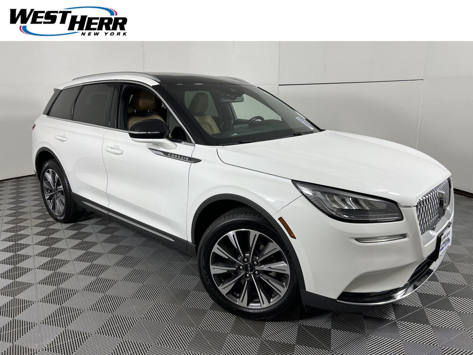 Used 2021 Pristine White Lincoln Reserve image 1