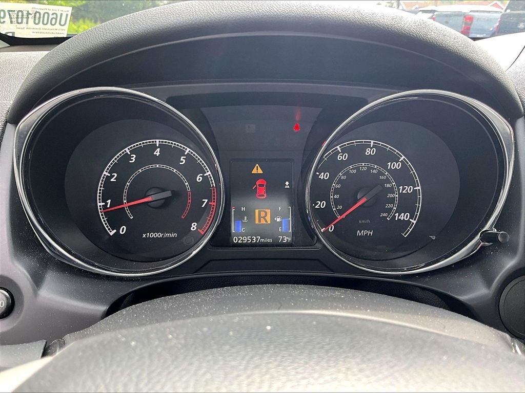 Used 2025 Alloy Silver Metallic Mitsubishi  image 25