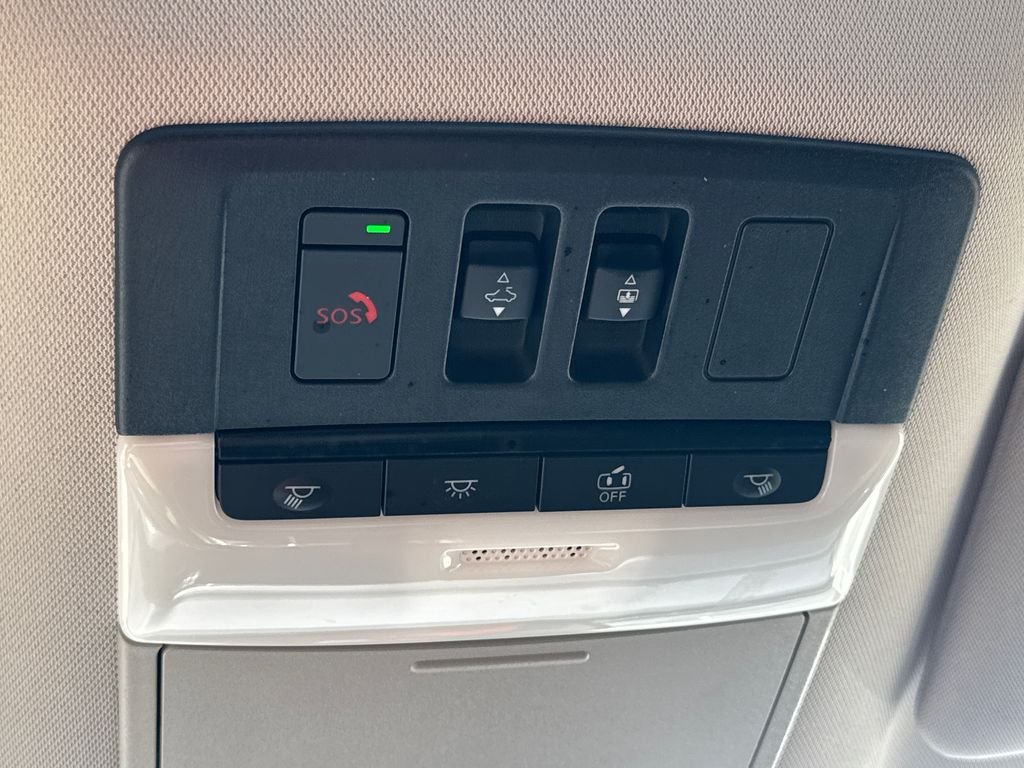 Used 2023 Gray Nissan SL image 33