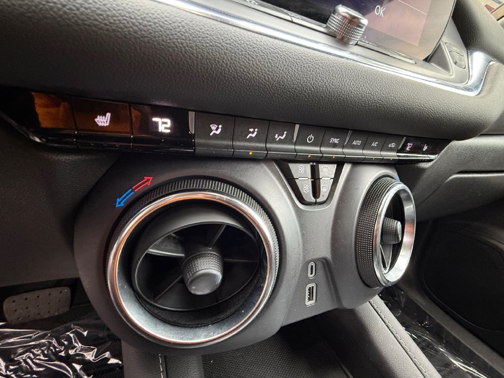 Used 2025 White Chevrolet LT image 23