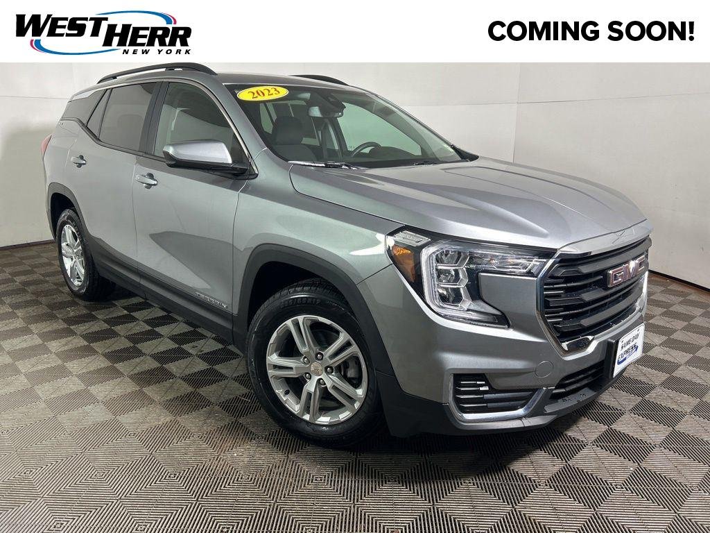 Used 2023 Sterling Metallic GMC SLE image 1