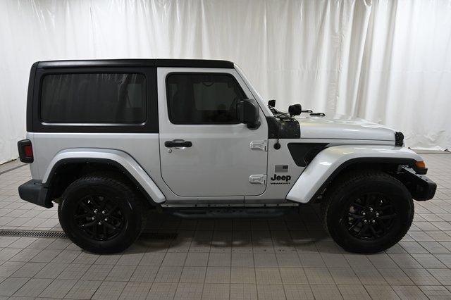Used 2023 Silver Jeep Freedom Edition image 13