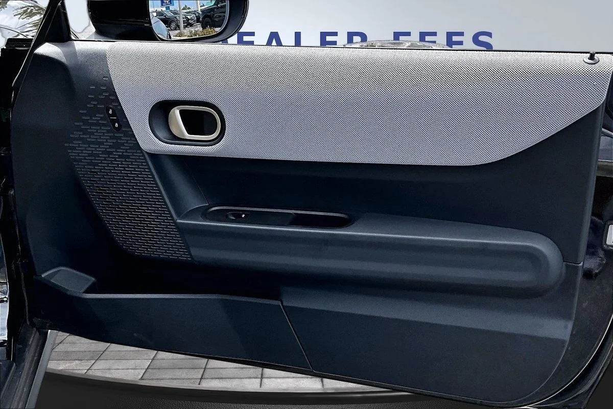 Used 2025  MINI Cooper S image 28