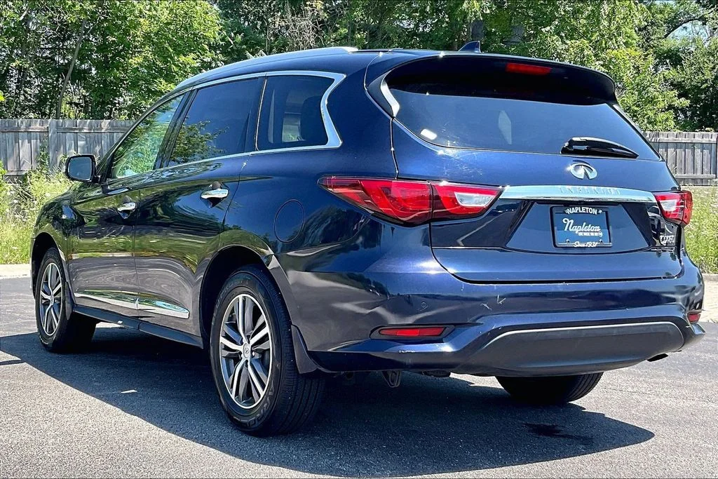Used 2017 Blue INFINITI Base image 9