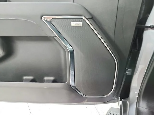 2026 GMC Sierra 1500 SLT - Photo 36