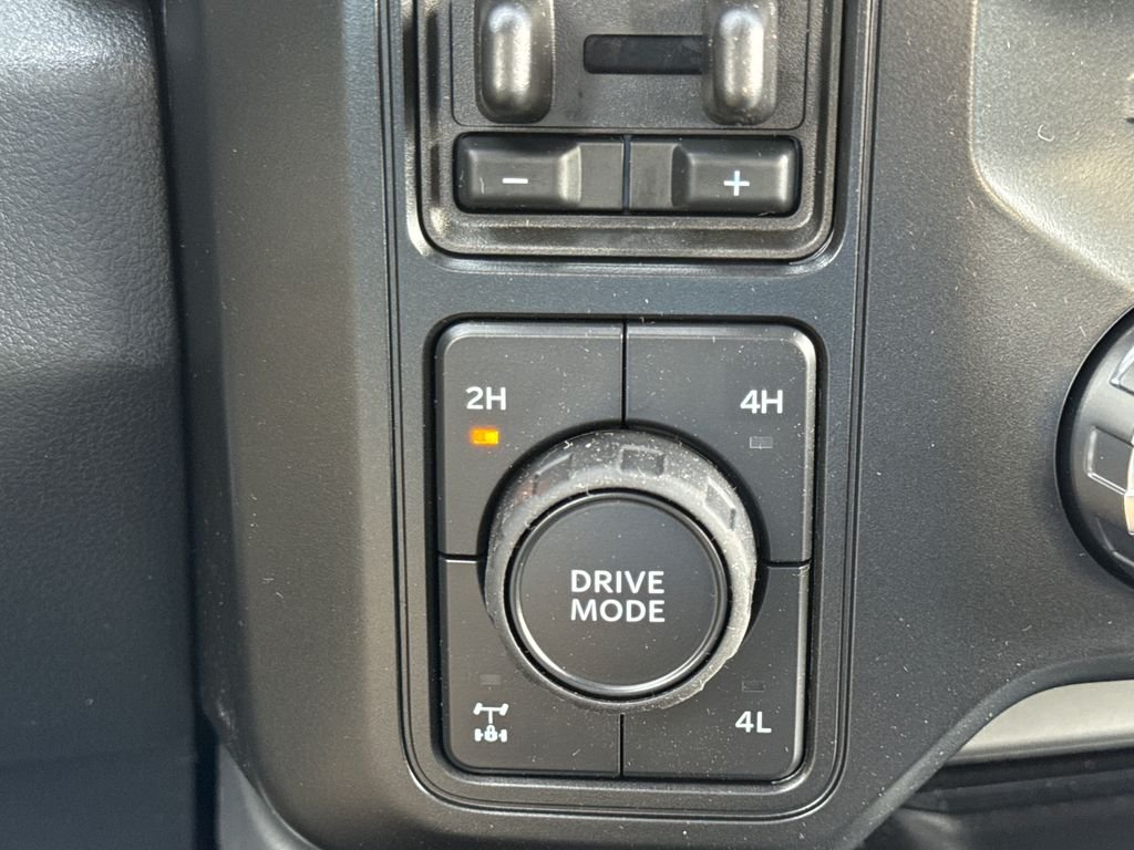 New 2026 Black Ford Lariat image 34