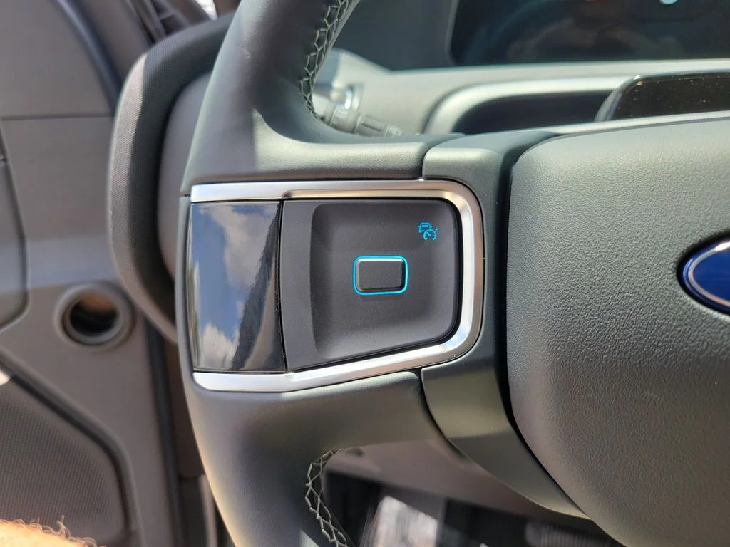 New 2026 Space Silver Metallic Ford Platinum® image 20