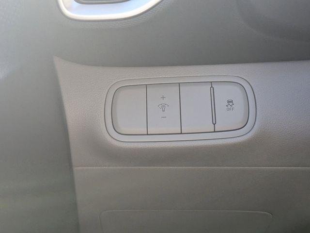 New 2026 White Hyundai SEL image 26