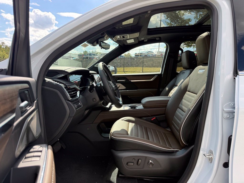 2027 GMC Acadia Denali Ultimate - Photo 19