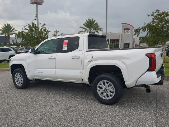 New 2026 Ice Cap Toyota SR5 image 6