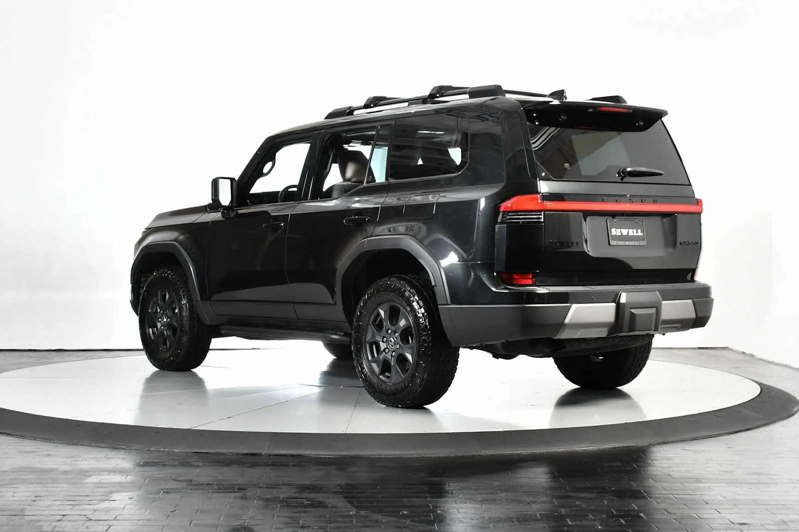 Certified Used 2024 CAVIAR Lexus Overtrail+ image 4