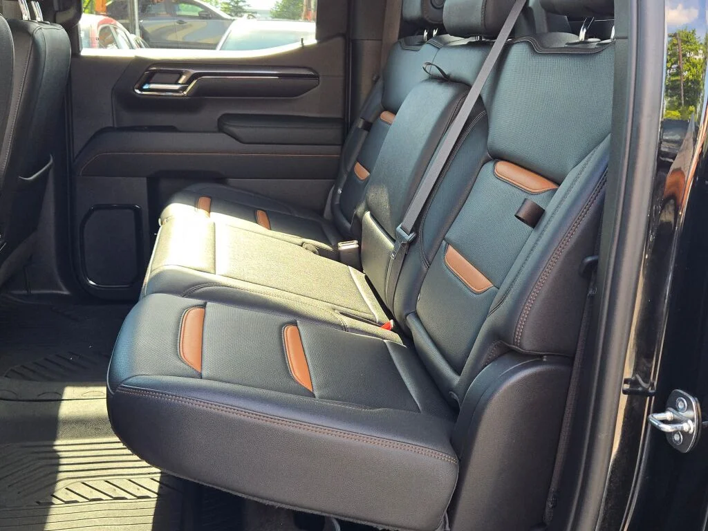 Used 2023 Black GMC AT4 image 22