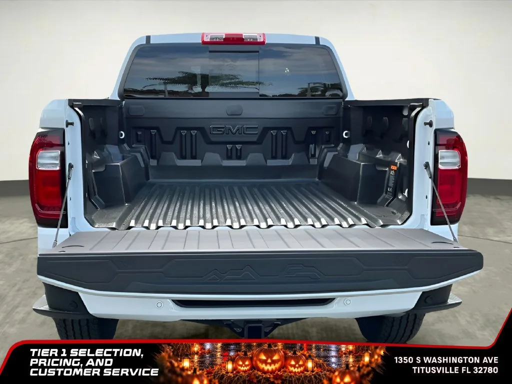 New 2026 Summit White GMC Elevation image 21