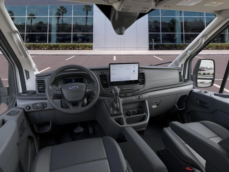 New 2026 Oxford White Ford Base image 9