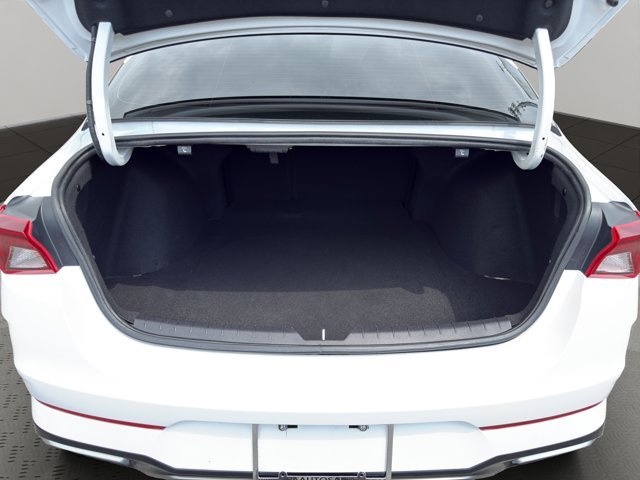 Used 2021 Glacial White Pearl Kia GT-Line image 19