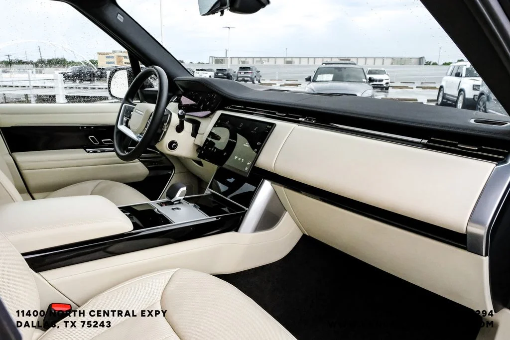 Certified Used 2025 Black Land Rover SE image 12