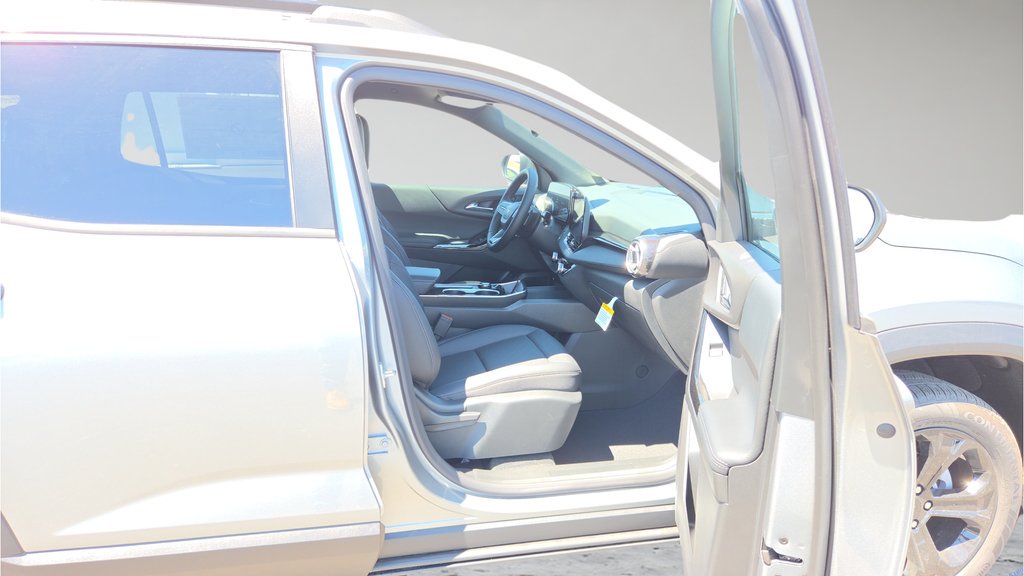 2026 Chevrolet Equinox LT - Photo 26