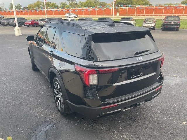 2025 Ford Explorer ST-LINE - Photo 6