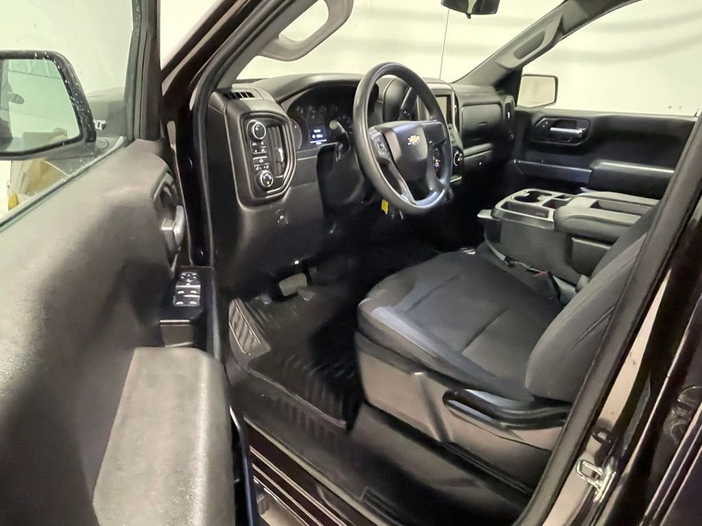 Used 2019 Brown Chevrolet Custom image 19