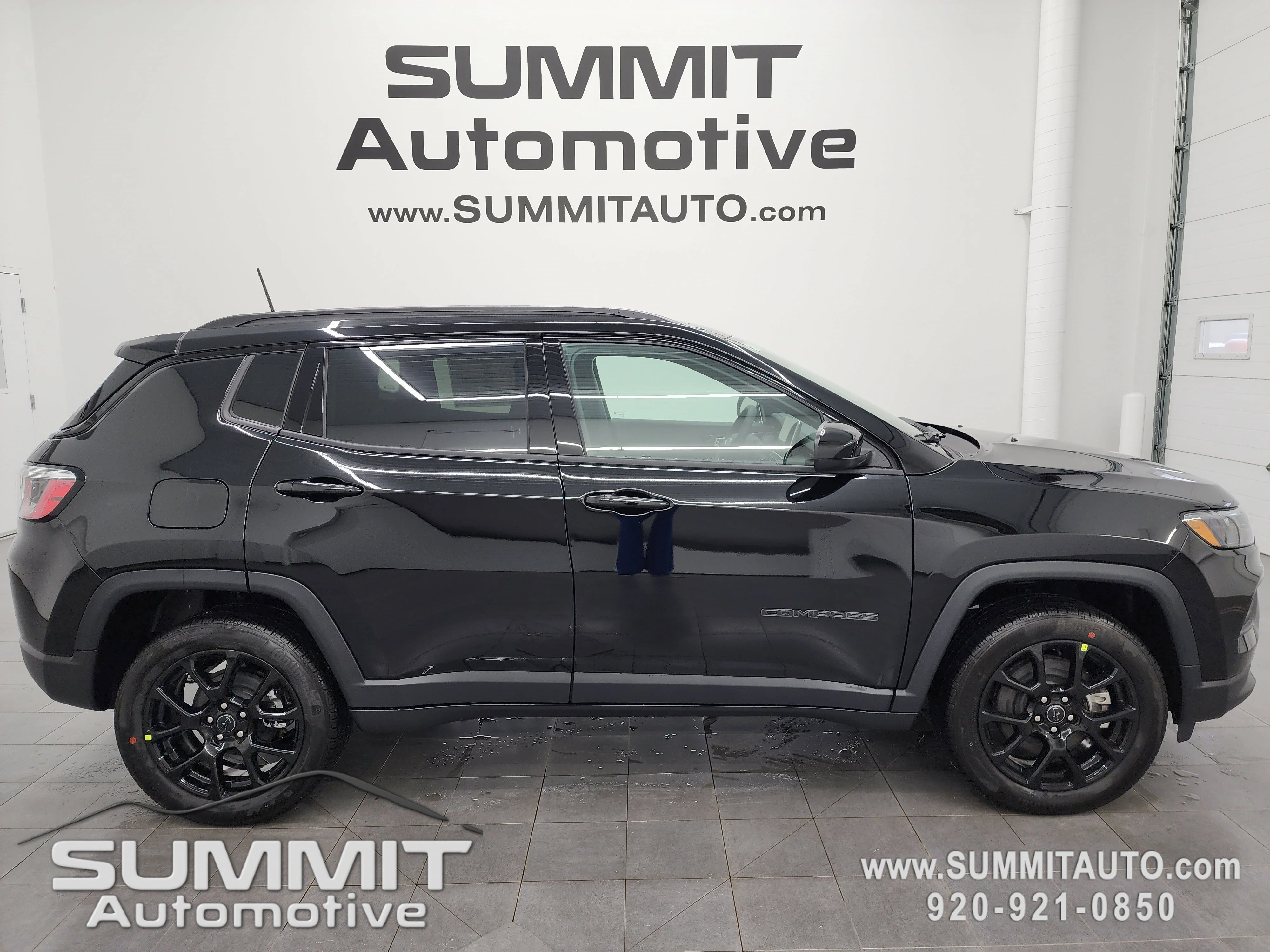 2026 Jeep Compass Altitude 4X4's photo