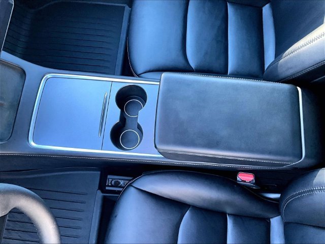 Used 2022 Gray Tesla Long Range image 15