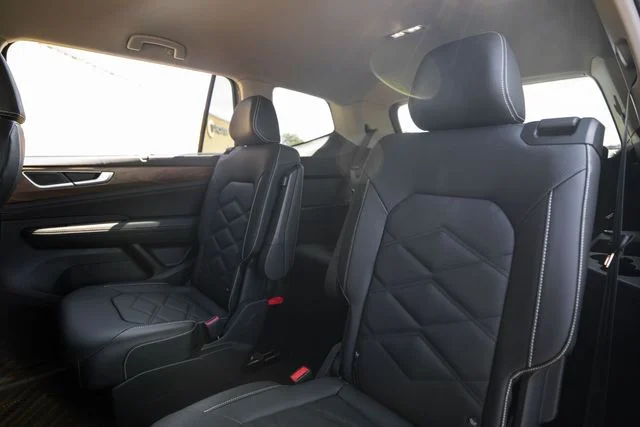 2026 Volkswagen Atlas SE w/Tech - Photo 30