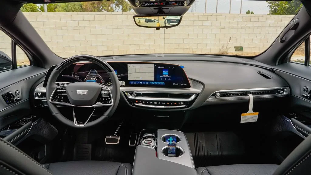 2027 Cadillac LYRIQ Premium Sport - Photo 10