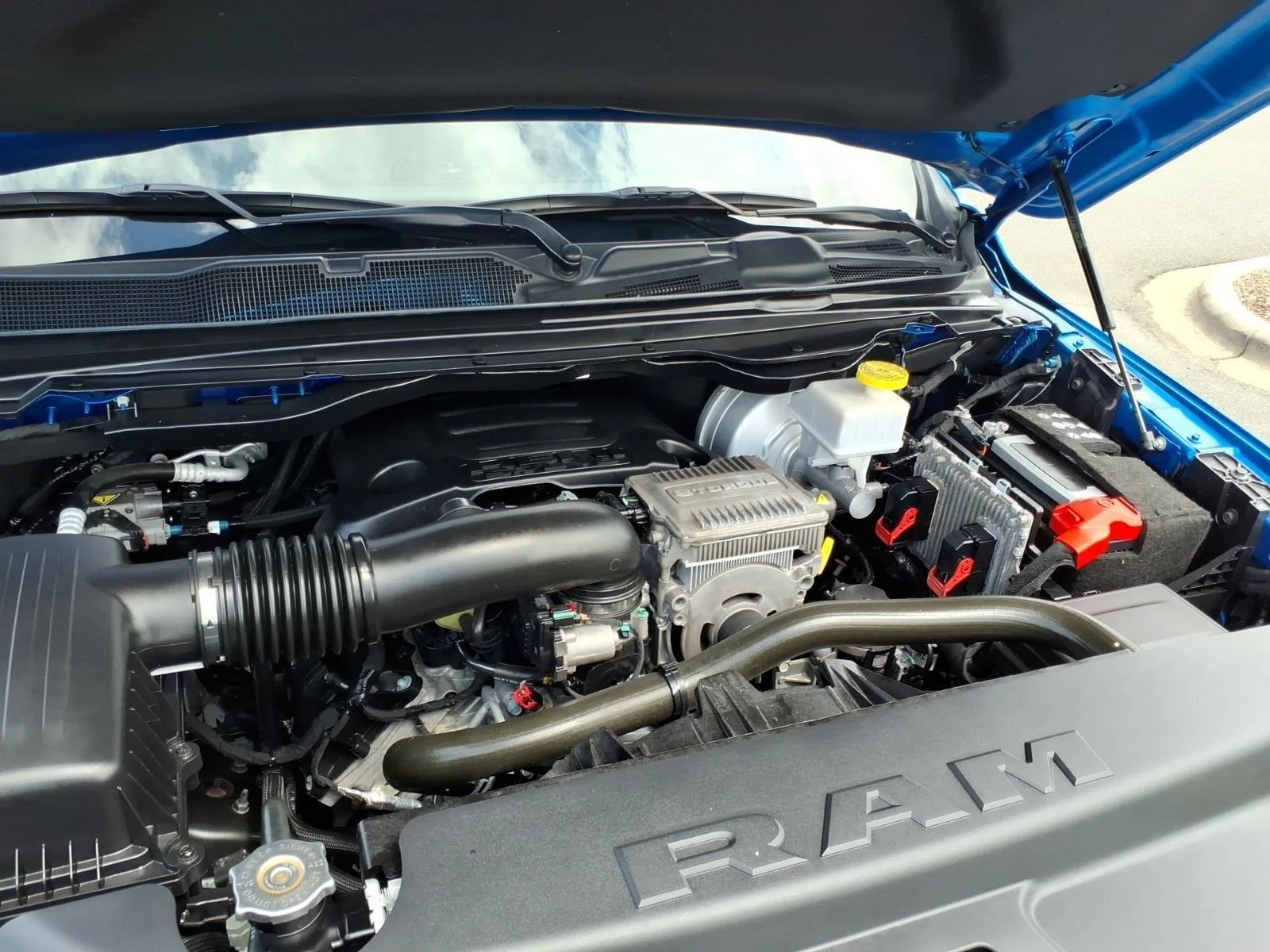 Used 2022 Hydro Blue Pearlcoat Ram Big Horn image 29