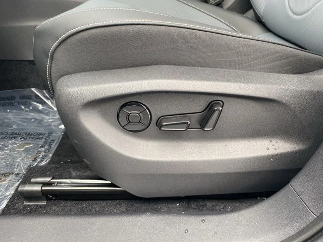 2026 Volkswagen Tiguan SE - Photo 29