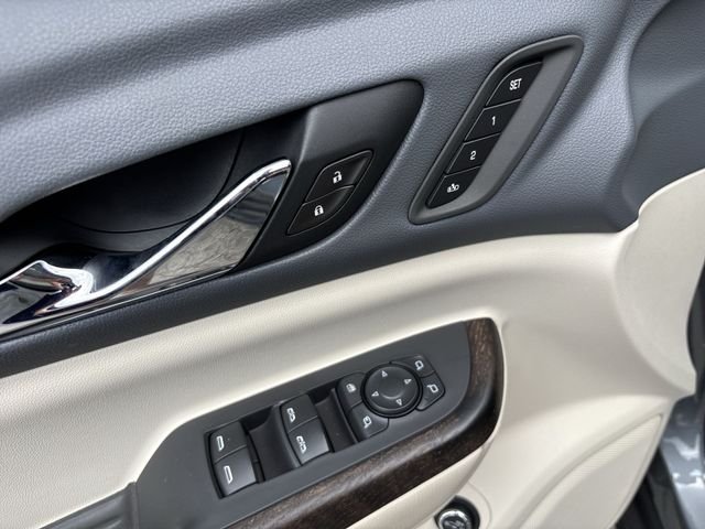 Used 2021 Gray GMC Denali image 13