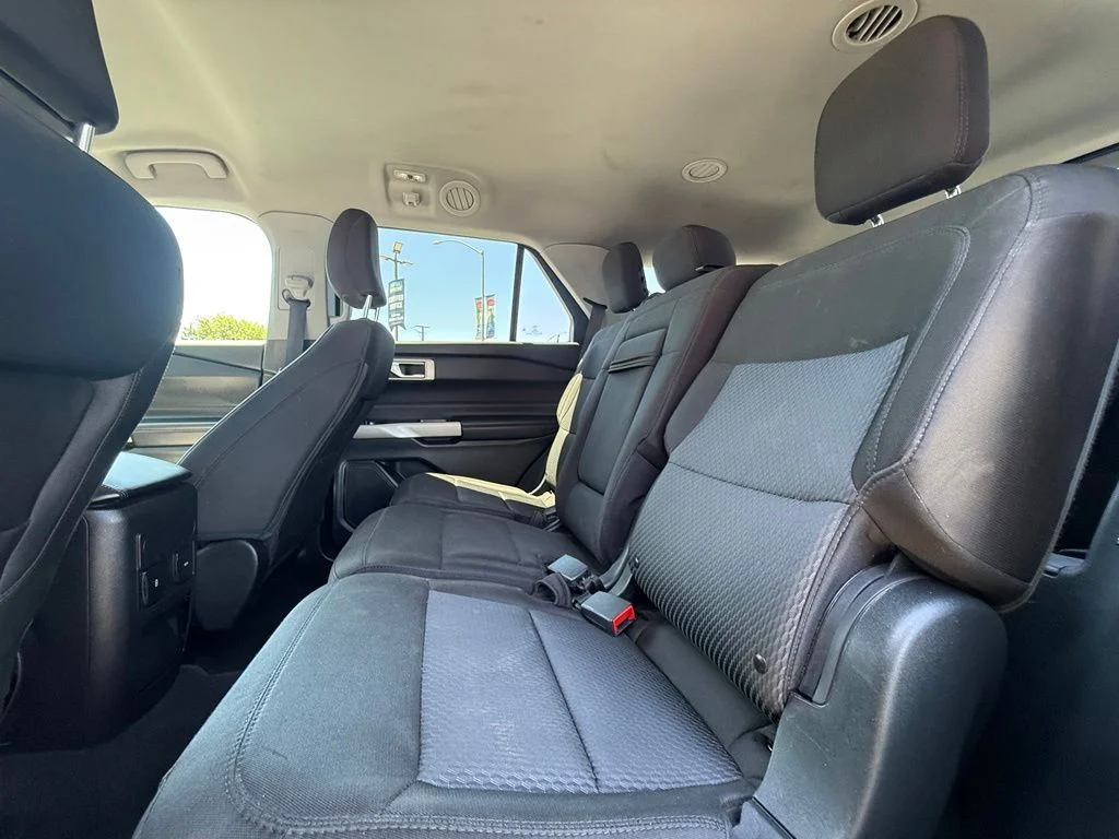 Used 2023 Gray Ford XLT image 34