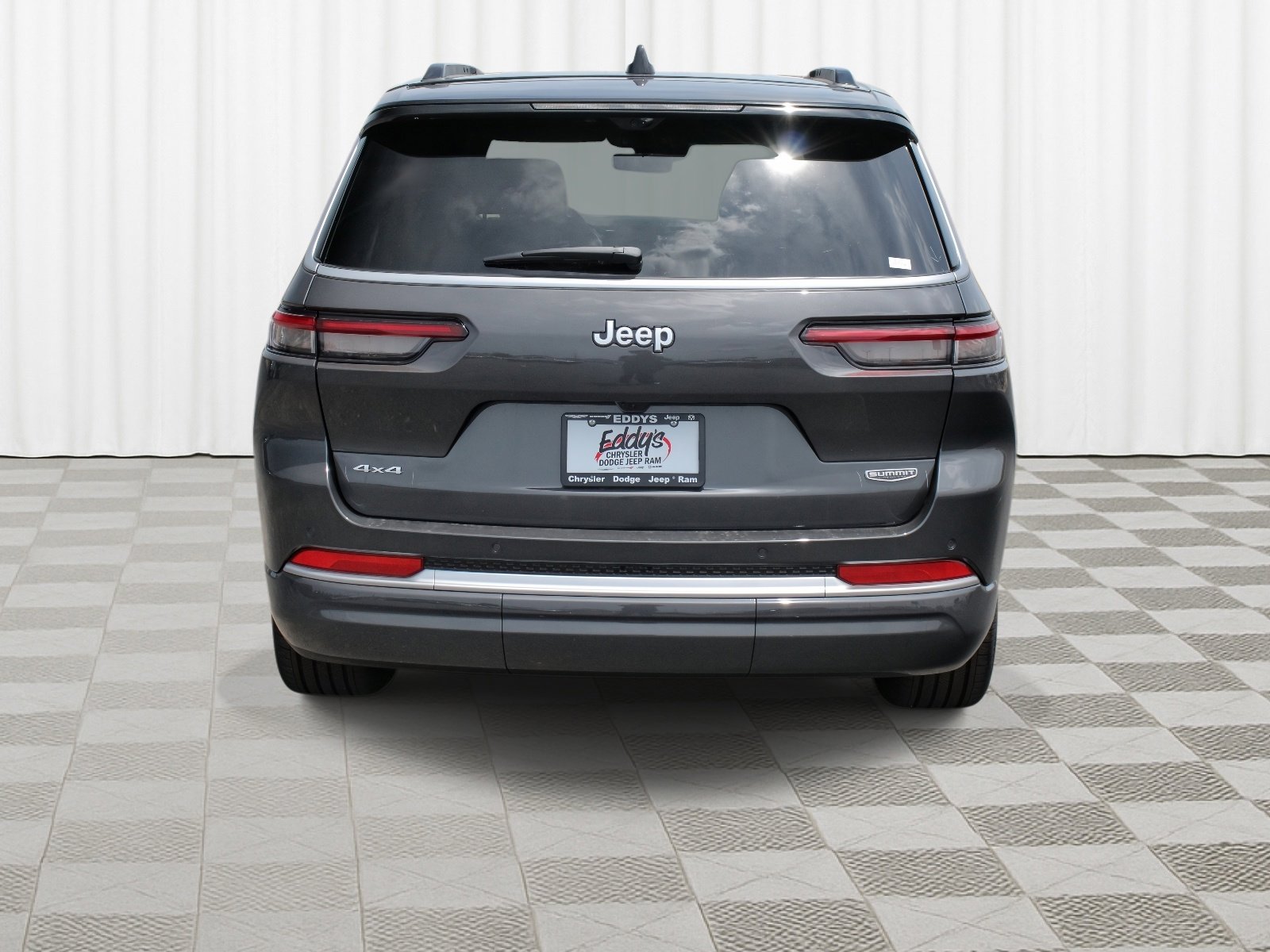 New 2026 Baltic Gray Metallic Clear-Coat Exterior Paint Jeep Summit image 38