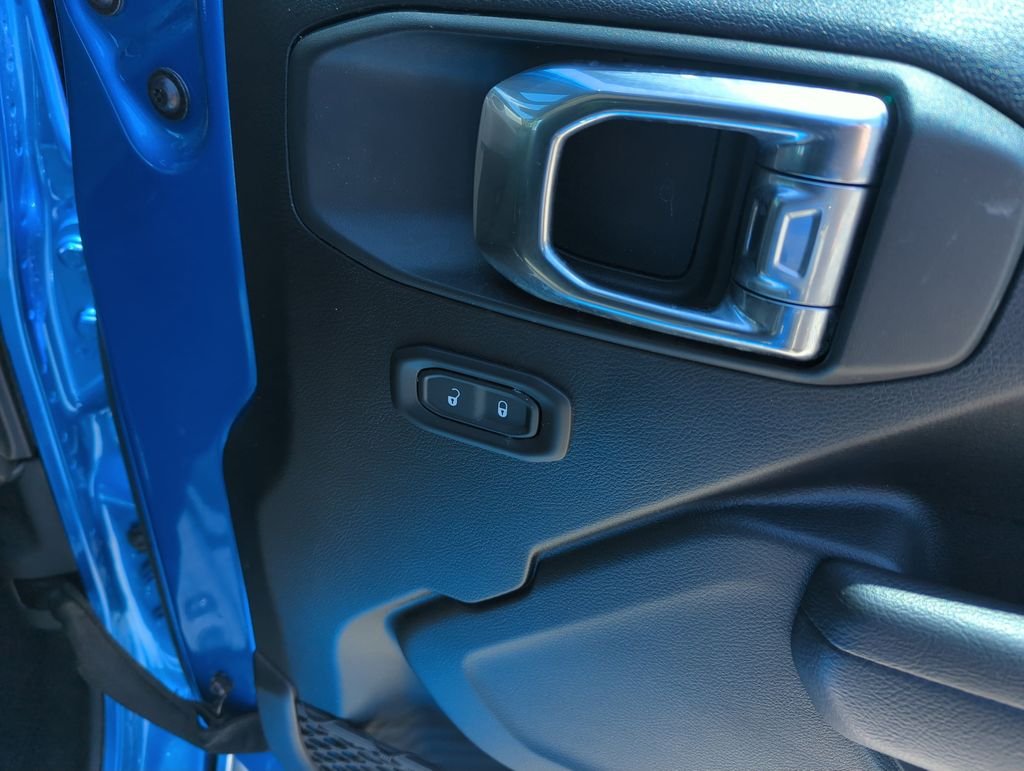 Used 2025 Blue Jeep Willys image 30