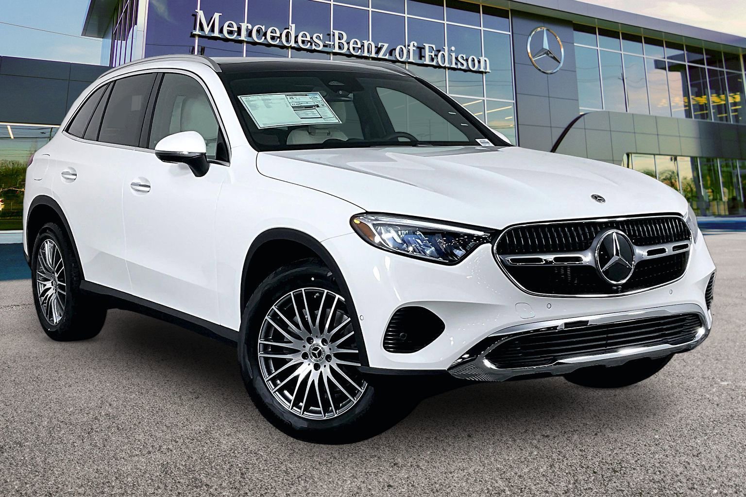New 2026 Polar White Mercedes-Benz GLC 300 image 14