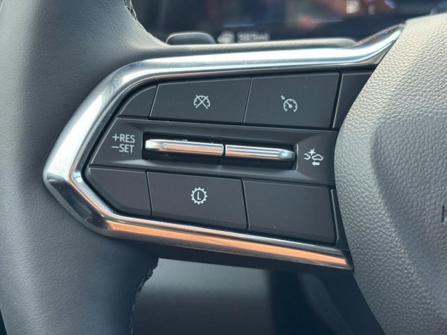2027 Chevrolet Equinox LT - Photo 12
