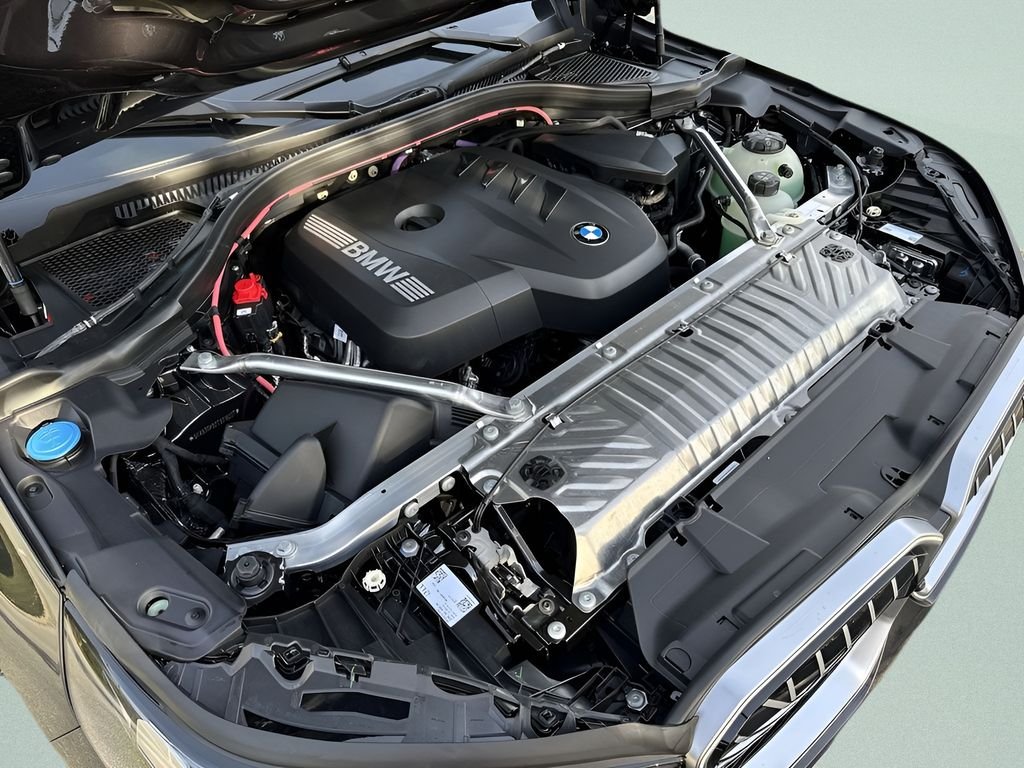 New 2026 Dark Graphite Metallic BMW 30 xDrive image 30