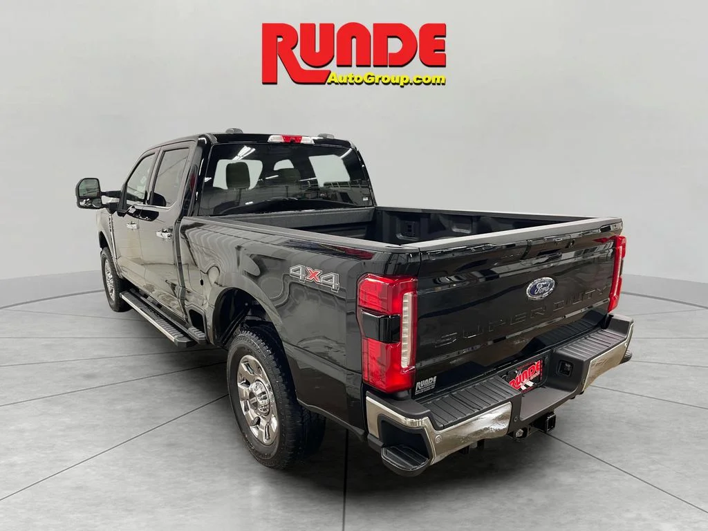 New 2026 Agate Black Metallic Ford F-250® Lariat® image 3